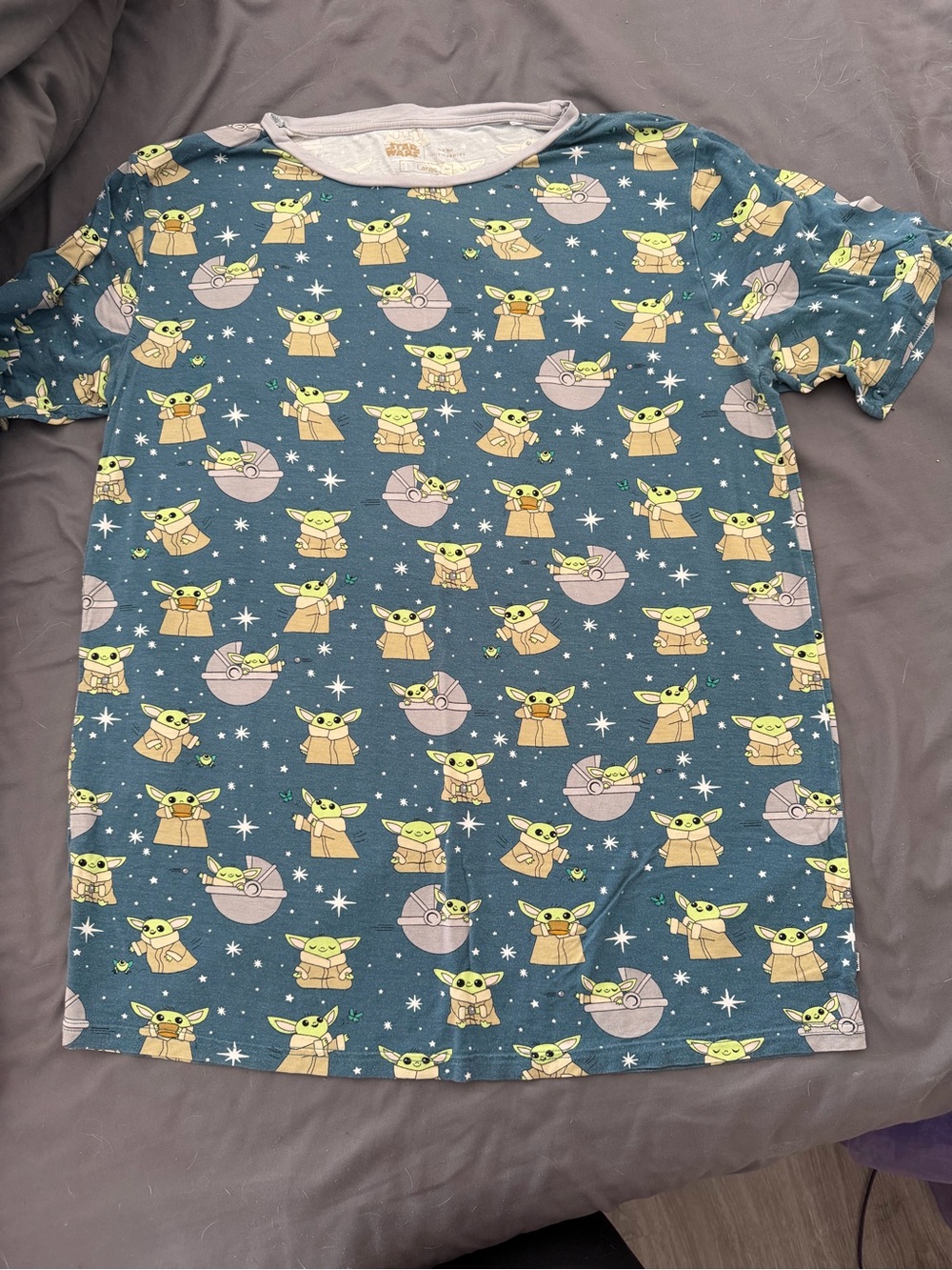 Little Sleepies Star Wars Grogu Men’s Short Sleeve Large Shirt GUC